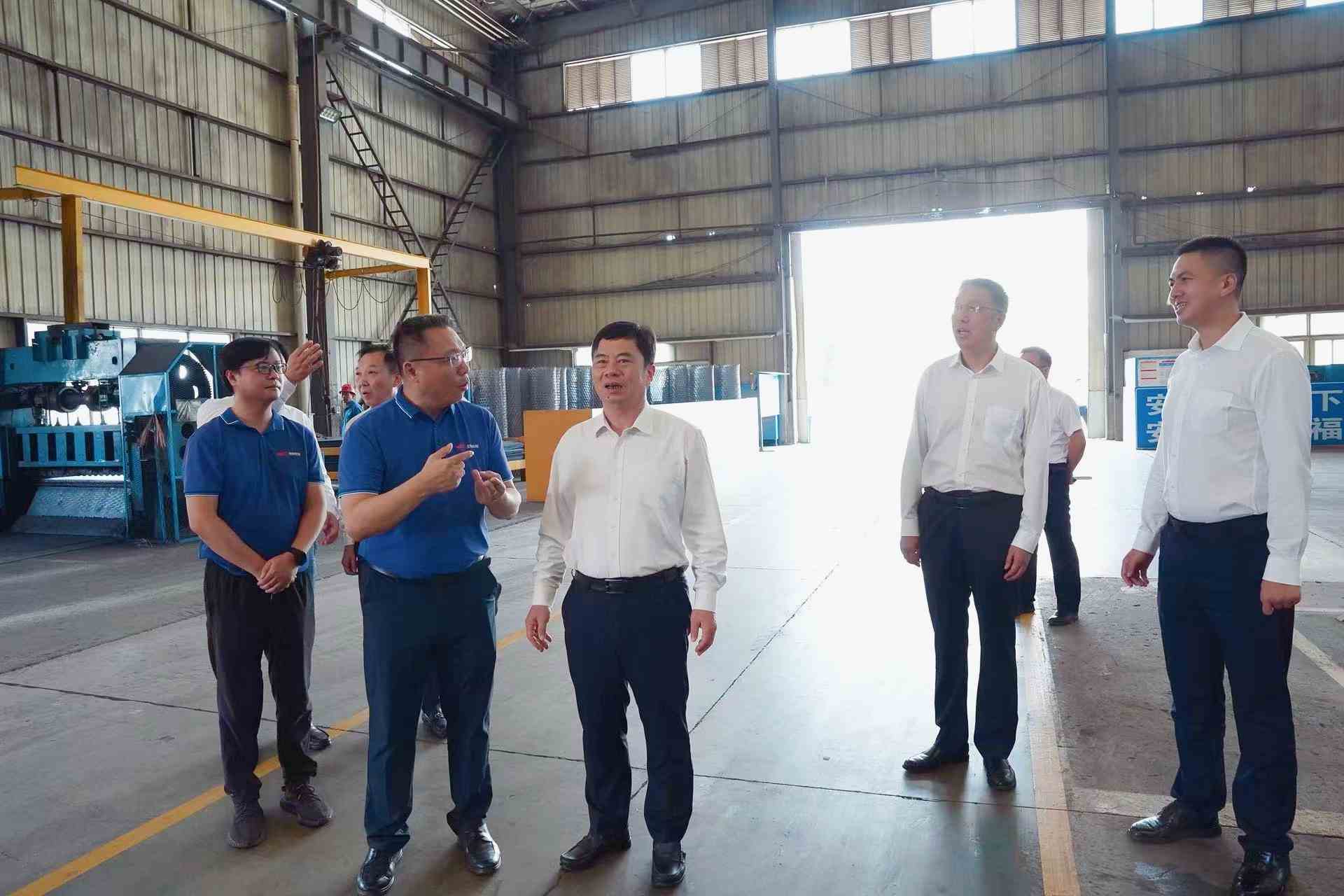 市委書記馬澤江調(diào)研東特特裝：錨定智造新賽道，鍛造專汽新優(yōu)勢